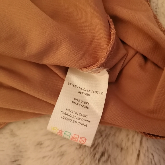 Basik Women's Body Suit - Picture 15 of 17